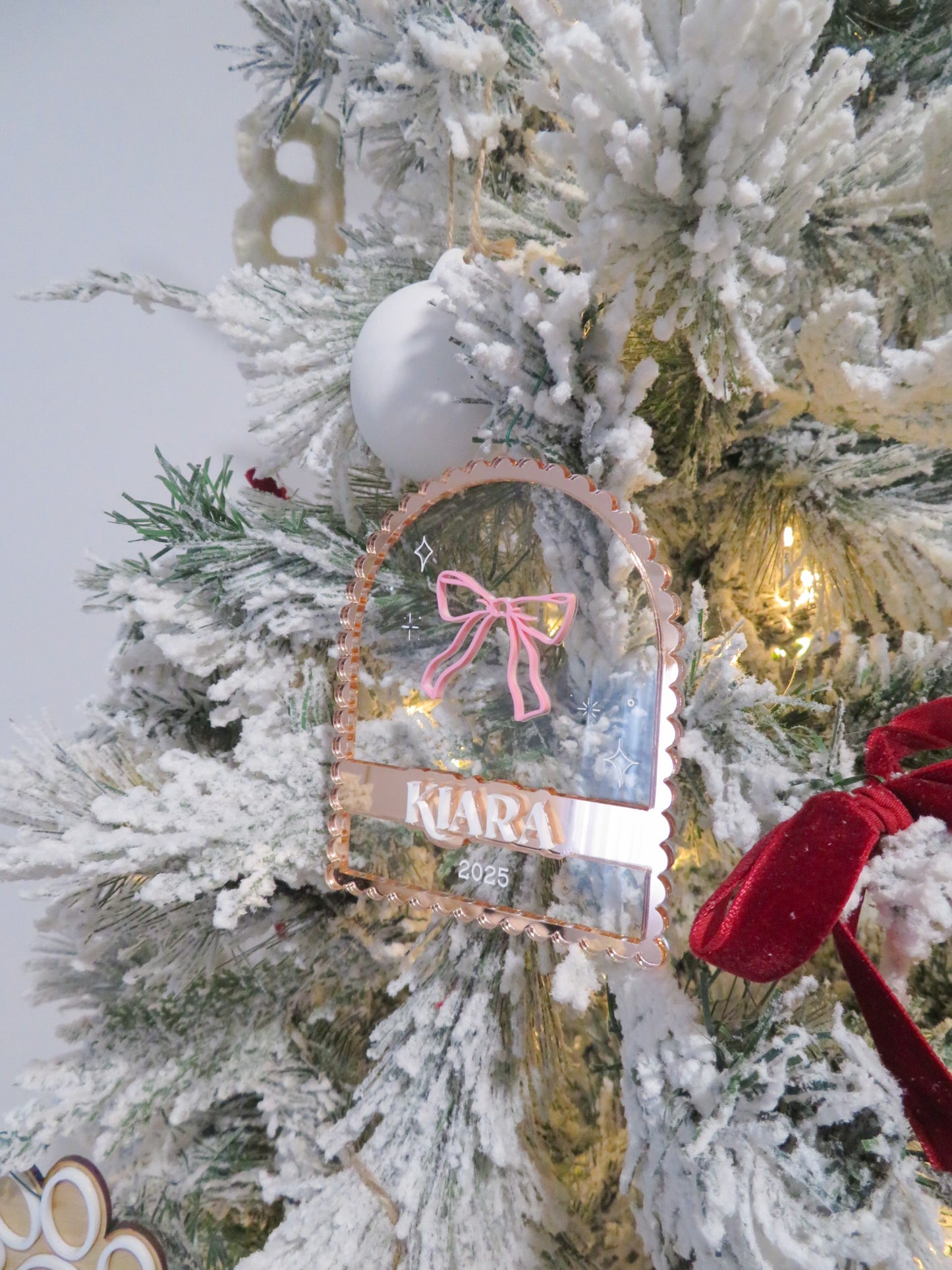 Bow ornament w/clear back